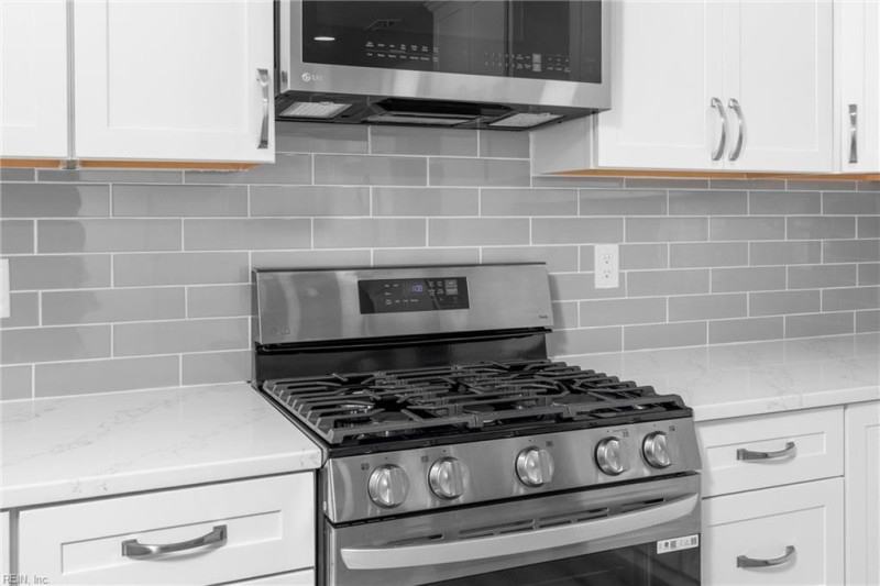 Photo 17 of 46 residential for sale in Norfolk virginia