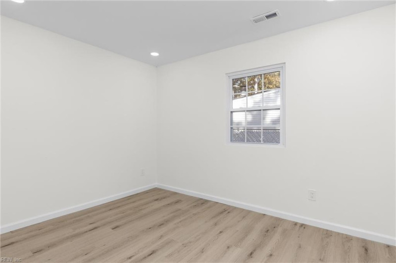 Photo 26 of 46 residential for sale in Norfolk virginia