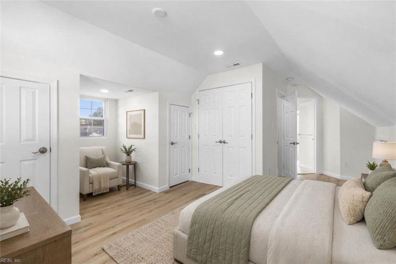 Photo 34 of 46 residential for sale in Norfolk virginia