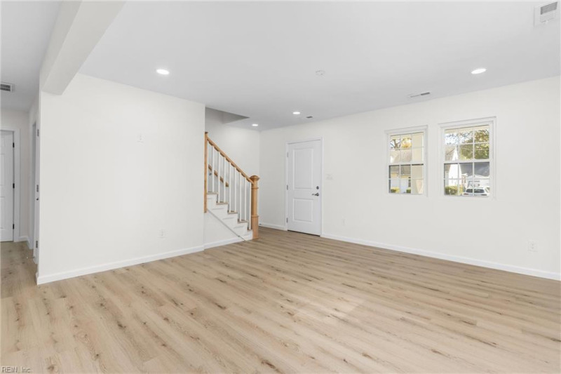 Photo 5 of 46 residential for sale in Norfolk virginia