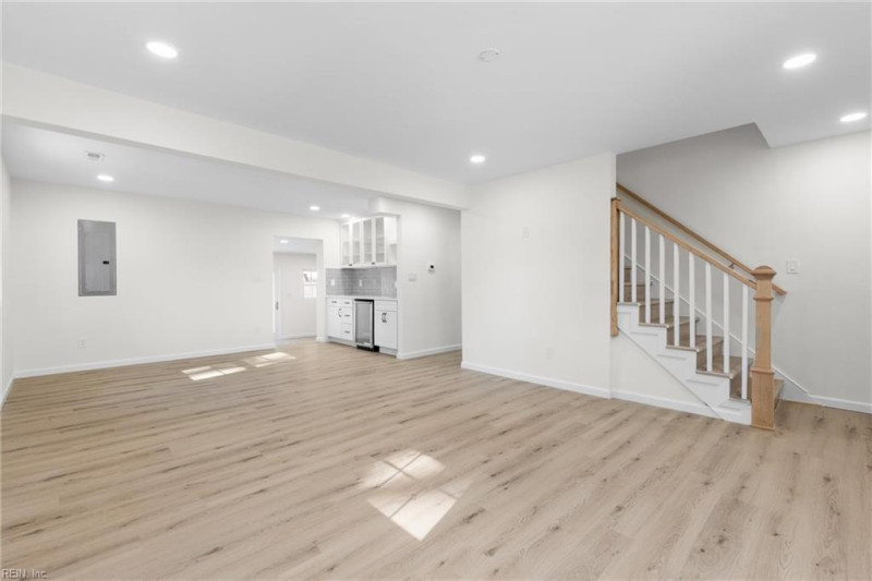 Photo 9 of 46 residential for sale in Norfolk virginia