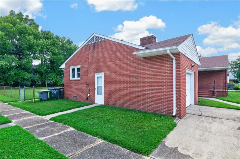 Photo 25 of 28 residential for sale in Hampton virginia