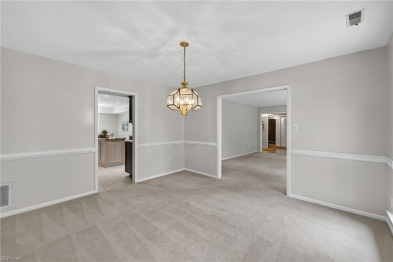 Photo 17 of 46 residential for sale in Virginia Beach virginia