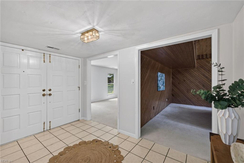 Photo 2 of 46 residential for sale in Virginia Beach virginia
