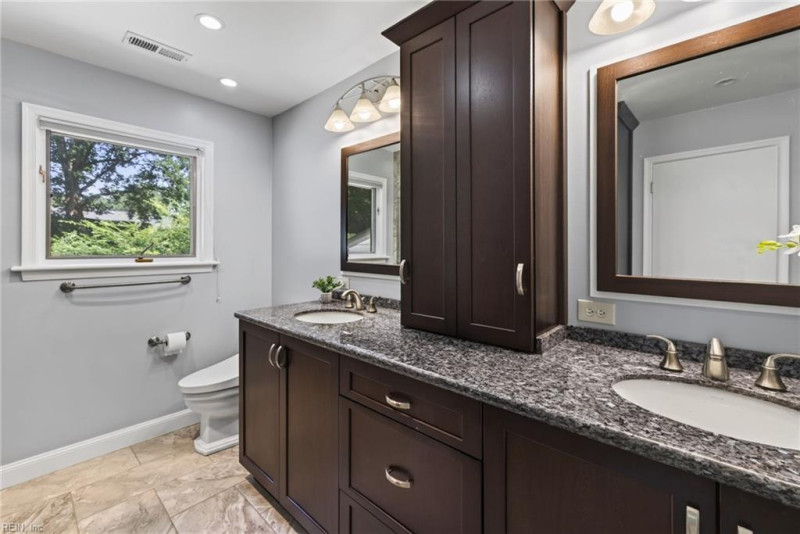 Photo 21 of 46 residential for sale in Virginia Beach virginia