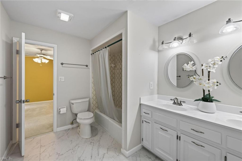Photo 31 of 46 residential for sale in Virginia Beach virginia
