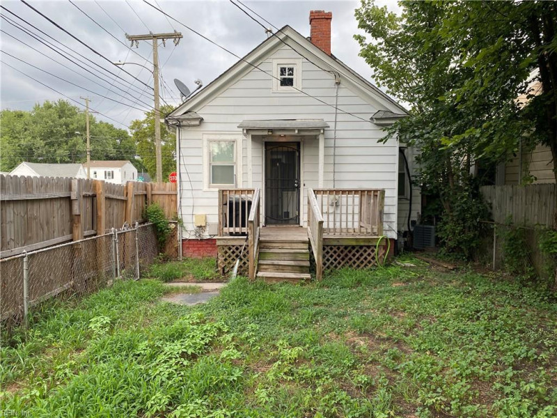 Photo 12 of 13 residential for sale in Newport News virginia