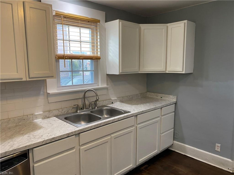 Photo 6 of 13 residential for sale in Newport News virginia