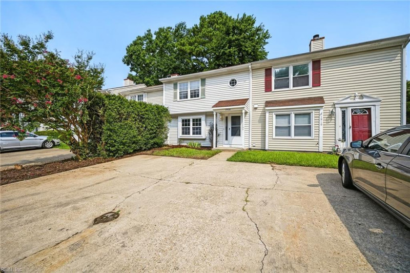 Photo 4 of 26 residential for sale in Chesapeake virginia Photo 4 of 26 residential for sale in Chesapeake virginia