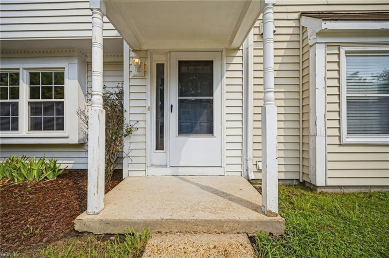 Photo 5 of 26 residential for sale in Chesapeake virginia Photo 5 of 26 residential for sale in Chesapeake virginia