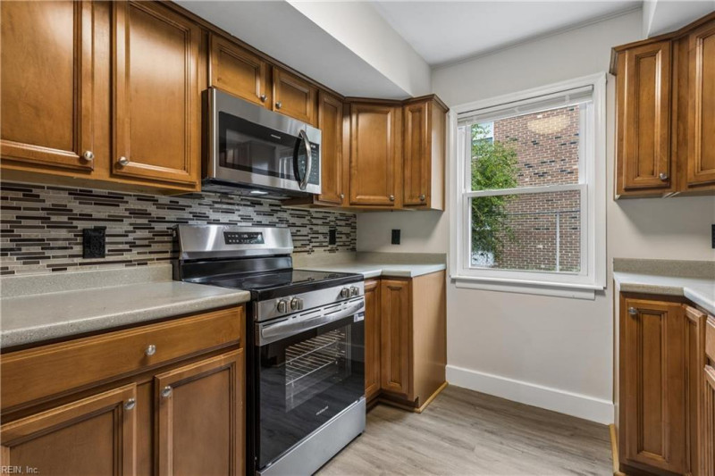 Photo 18 of 49 residential for sale in Virginia Beach virginia
