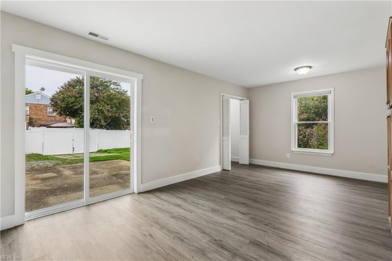 Photo 19 of 49 residential for sale in Virginia Beach virginia