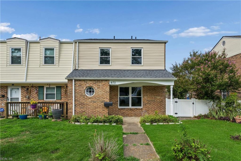 Photo 2 of 49 residential for sale in Virginia Beach virginia