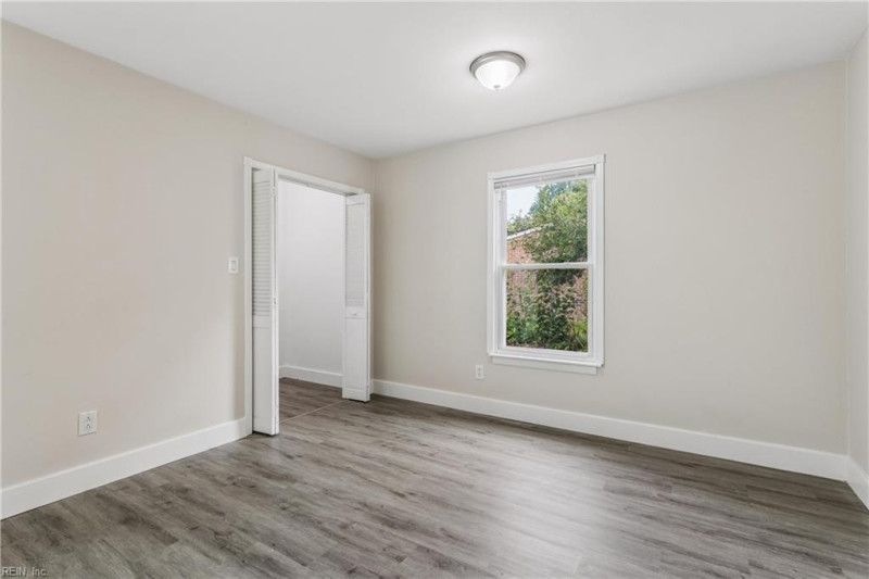 Photo 24 of 49 residential for sale in Virginia Beach virginia