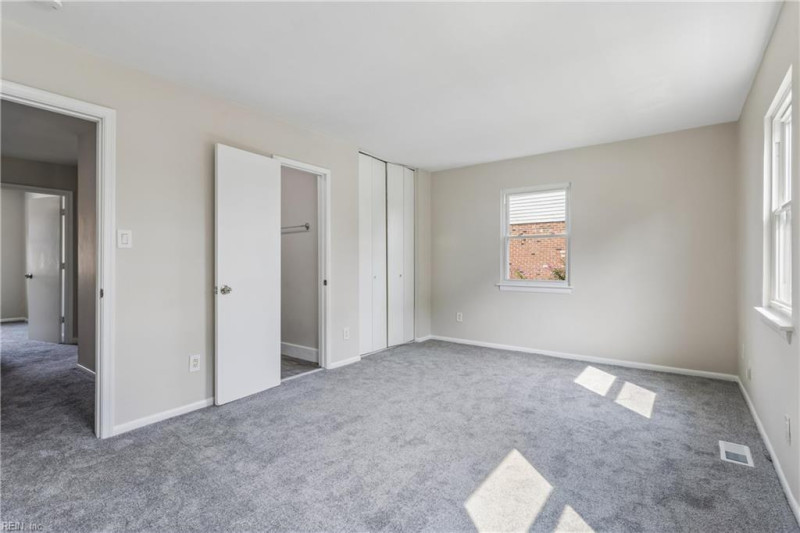 Photo 29 of 49 residential for sale in Virginia Beach virginia