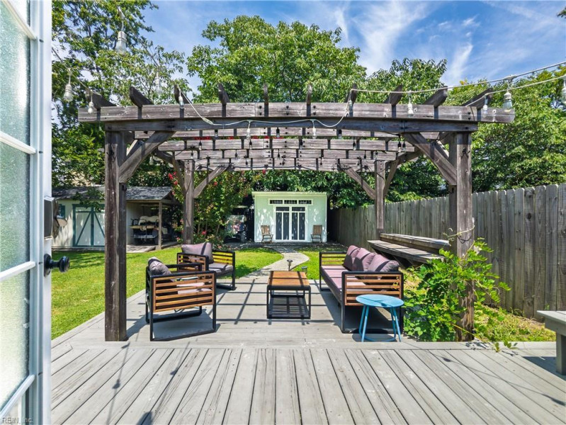 Photo 35 of 50 residential for sale in Northampton County virginia