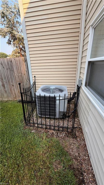 Photo 10 of 30 residential for sale in Virginia Beach virginia