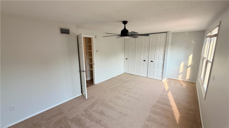 Photo 13 of 30 residential for sale in Virginia Beach virginia