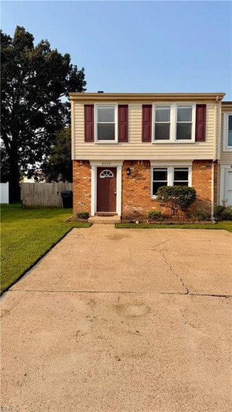 Photo 2 of 30 residential for sale in Virginia Beach virginia