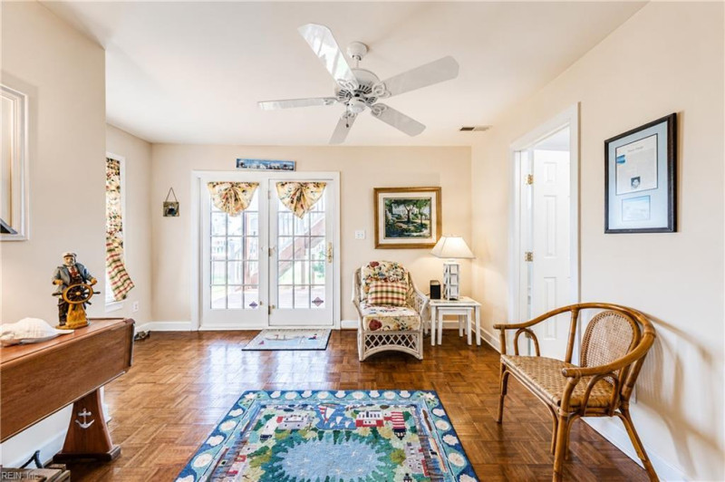 Photo 20 of 43 residential for sale in Hampton virginia