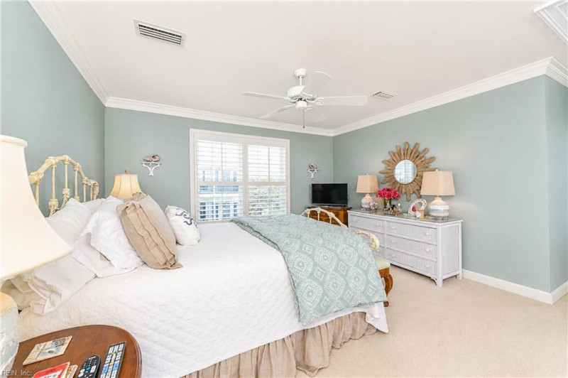Photo 32 of 43 residential for sale in Hampton virginia