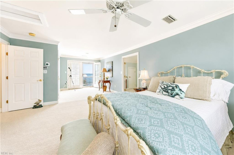 Photo 33 of 43 residential for sale in Hampton virginia