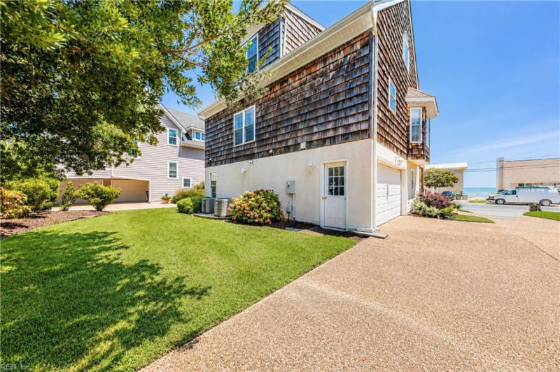 Photo 41 of 43 residential for sale in Hampton virginia
