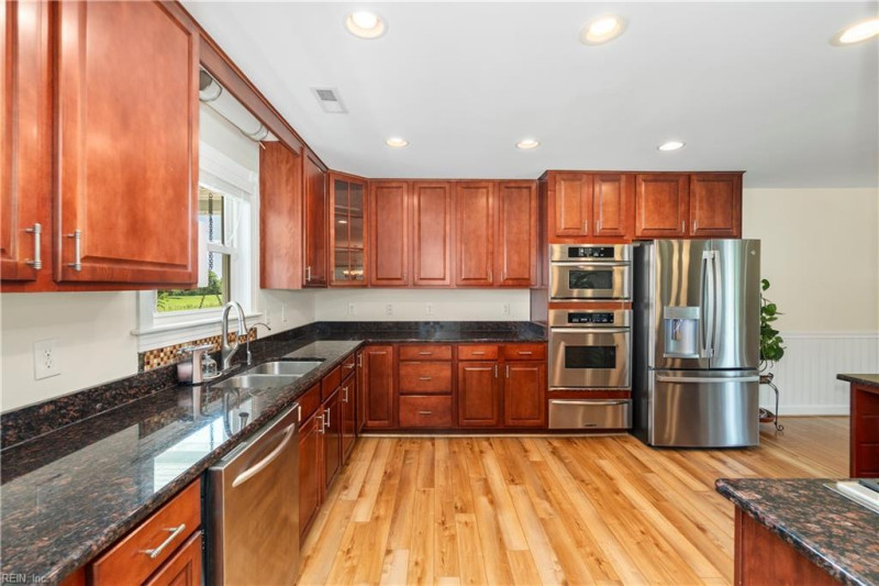 Photo 16 of 47 residential for sale in Moyock virginia