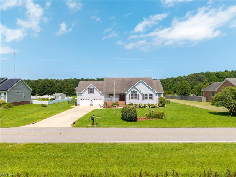 Photo 45 of 47 residential for sale in Moyock virginia