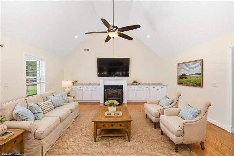 Photo 5 of 47 residential for sale in Moyock virginia