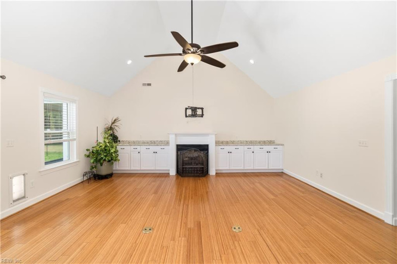 Photo 6 of 47 residential for sale in Moyock virginia