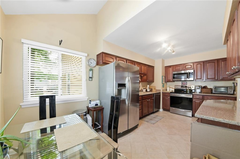 Photo 17 of 40 residential for sale in Virginia Beach virginia