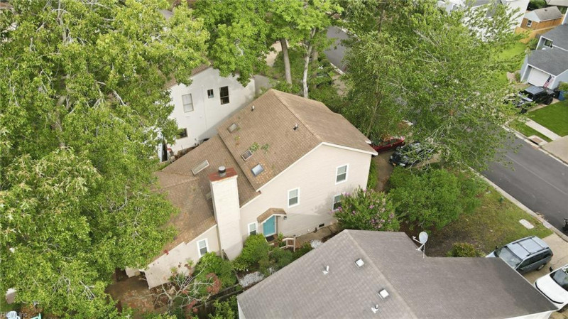 Photo 3 of 40 residential for sale in Virginia Beach virginia