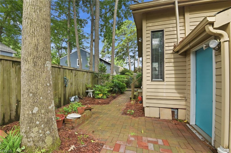 Photo 35 of 40 residential for sale in Virginia Beach virginia