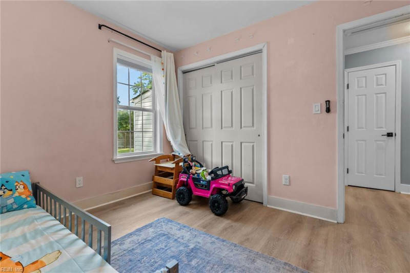 Photo 10 of 22 residential for sale in Virginia Beach virginia
