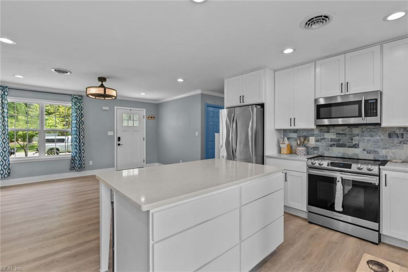 Photo 7 of 22 residential for sale in Virginia Beach virginia