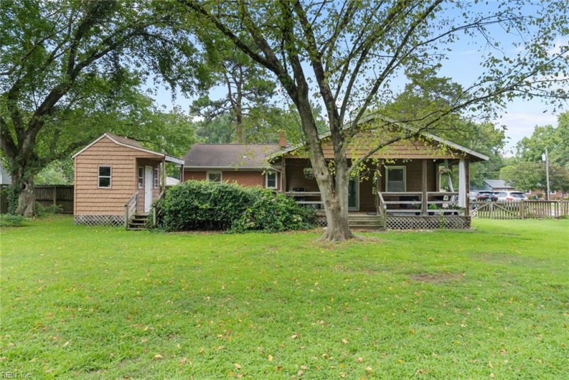 Photo 26 of 31 residential for sale in York County virginia