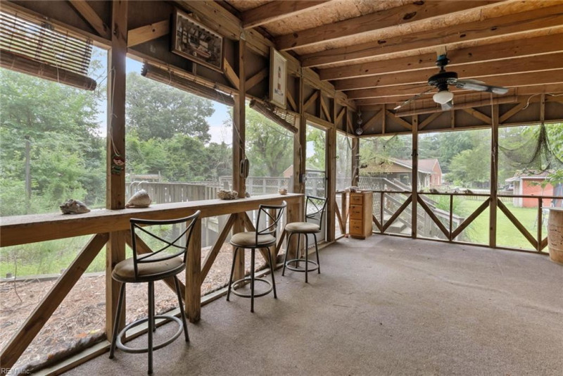 Photo 27 of 31 residential for sale in York County virginia