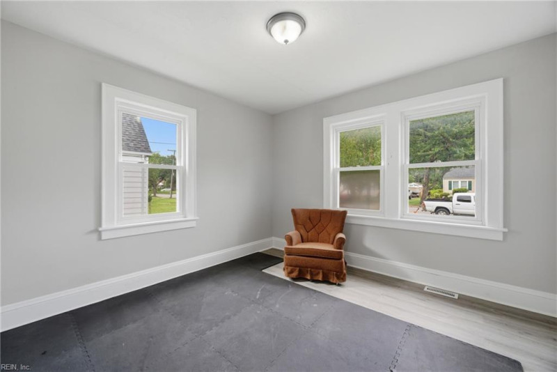 Photo 15 of 30 residential for sale in Norfolk virginia