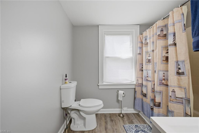 Photo 16 of 30 residential for sale in Norfolk virginia