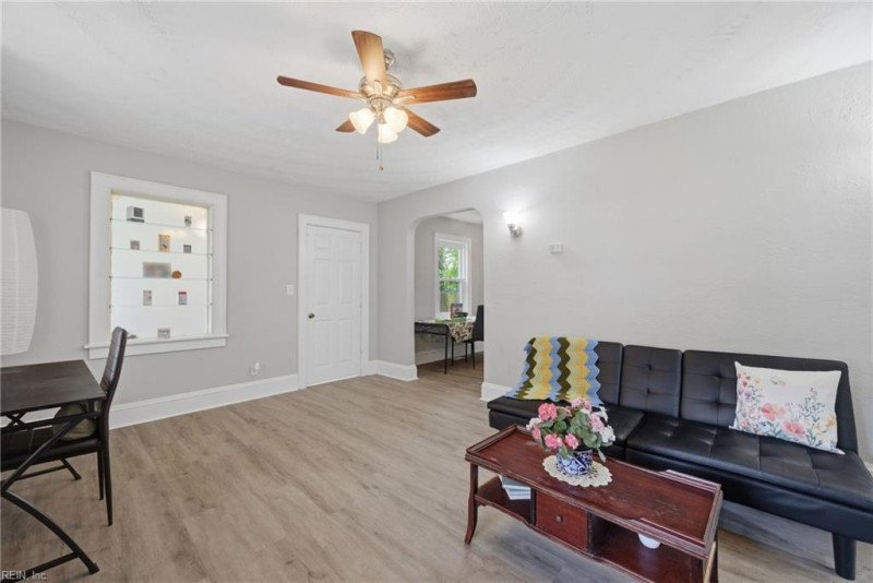 Photo 6 of 30 residential for sale in Norfolk virginia