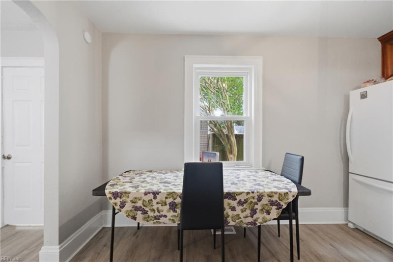 Photo 7 of 30 residential for sale in Norfolk virginia