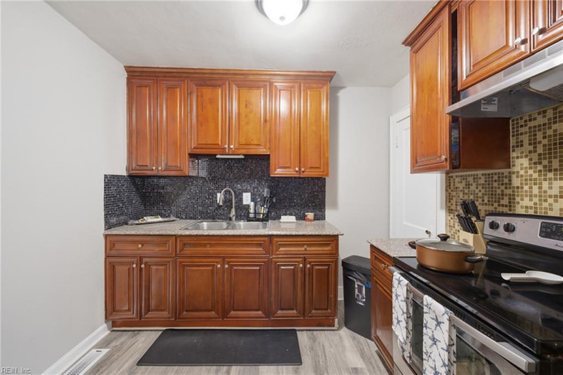 Photo 8 of 30 residential for sale in Norfolk virginia