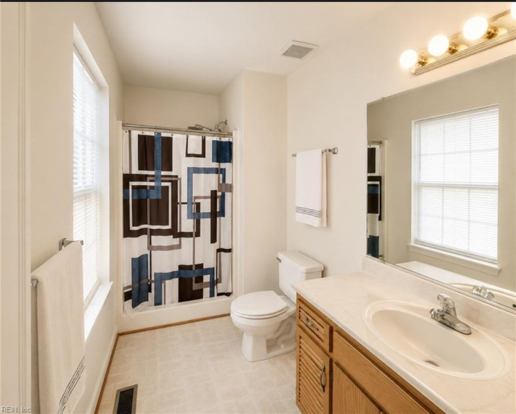 Photo 10 of 13 residential for sale in Newport News virginia
