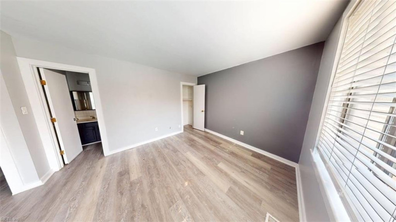 Photo 17 of 32 residential for sale in Newport News virginia