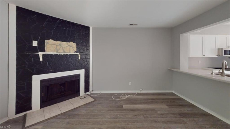 Photo 30 of 32 residential for sale in Newport News virginia