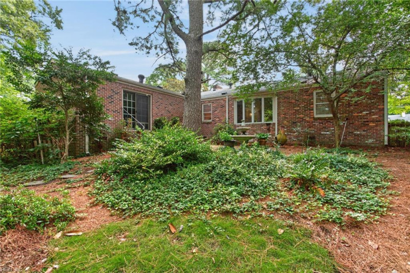 Photo 32 of 34 residential for sale in Portsmouth virginia Photo 32 of 34 residential for sale in Portsmouth virginia