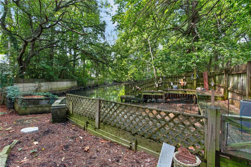 Photo 33 of 34 residential for sale in Portsmouth virginia Photo 33 of 34 residential for sale in Portsmouth virginia