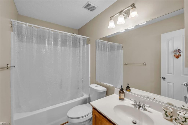 Photo 36 of 50 residential for sale in Newport News virginia Photo 36 of 50 residential for sale in Newport News virginia