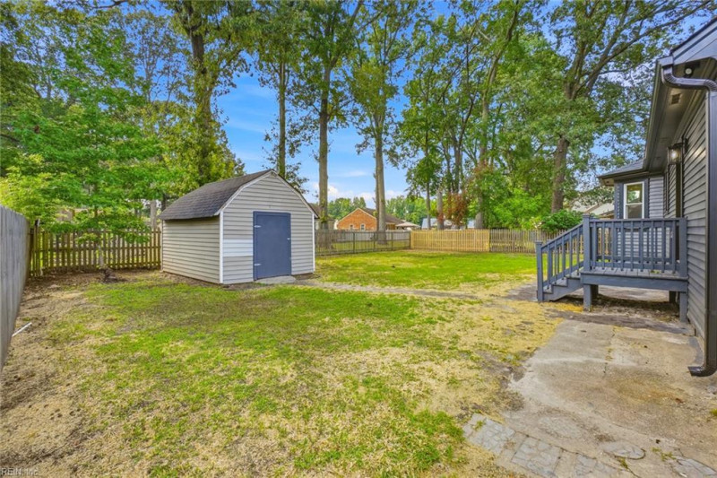 Photo 21 of 23 residential for sale in Chesapeake virginia Photo 21 of 23 residential for sale in Chesapeake virginia